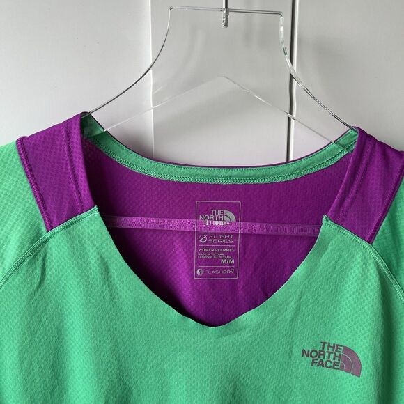 The North Face Flight Series Surreal Green V Neck SS Shirt medium - Picture 2 of 11